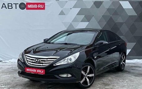 Hyundai Sonata VI, 2011 год, 949 000 рублей, 1 фотография