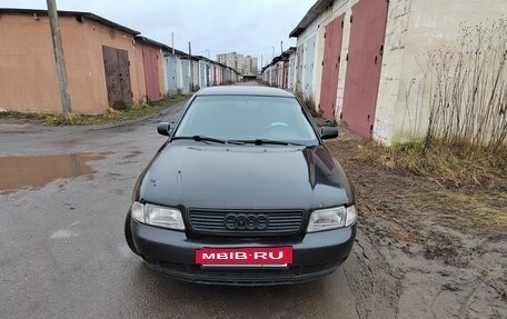 Audi A4, 1997 год, 300 000 рублей, 3 фотография