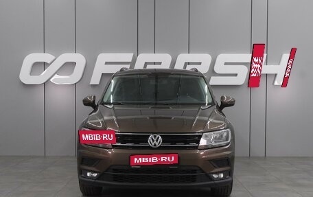 Volkswagen Tiguan II, 2017 год, 2 199 000 рублей, 3 фотография