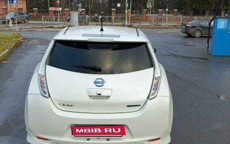 Nissan Leaf I, 2015 год, 1 230 000 рублей, 5 фотография