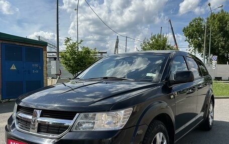 Dodge Journey I, 2010 год, 750 000 рублей, 3 фотография