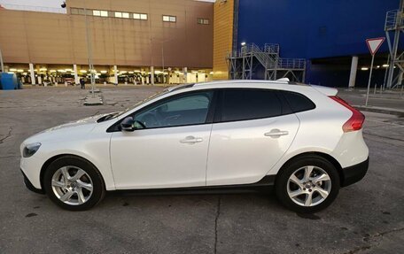 Volvo V40 Cross Country I, 2014 год, 1 080 700 рублей, 10 фотография