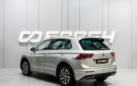 Volkswagen Tiguan II, 2019 год, 2 999 000 рублей, 2 фотография