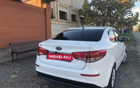 KIA Rio III рестайлинг, 2016 год, 1 000 000 рублей, 4 фотография