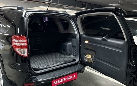 Toyota RAV4, 2011 год, 1 850 000 рублей, 4 фотография