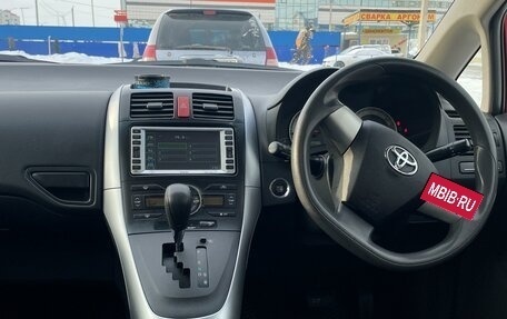 Toyota Auris II, 2010 год, 1 050 000 рублей, 7 фотография