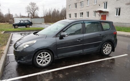 Renault Scenic III, 2010 год, 550 000 рублей, 4 фотография