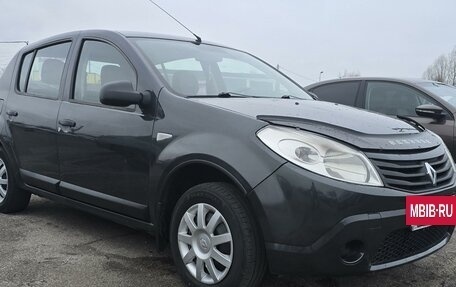 Renault Logan I, 2011 год, 575 000 рублей, 2 фотография