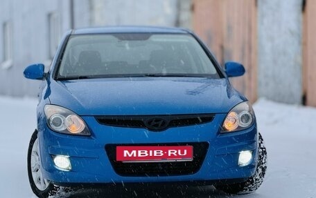 Hyundai i30 I, 2009 год, 680 000 рублей, 4 фотография