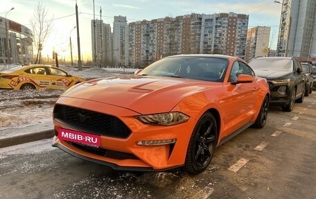 Ford Mustang VI рестайлинг, 2020 год, 4 000 000 рублей, 11 фотография