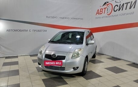 Toyota Yaris III рестайлинг, 2007 год, 665 000 рублей, 3 фотография