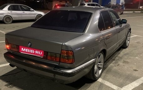 BMW 5 серия, 1990 год, 280 000 рублей, 4 фотография