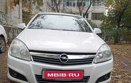 Opel Astra H, 2010 год, 680 000 рублей, 1 фотография