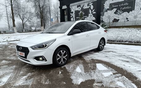 Hyundai Solaris II рестайлинг, 2019 год, 1 600 000 рублей, 4 фотография