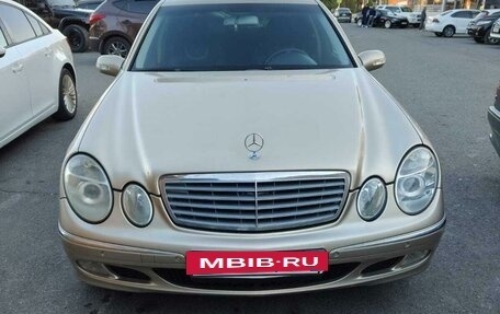 Mercedes-Benz E-Класс, 2002 год, 840 000 рублей, 11 фотография