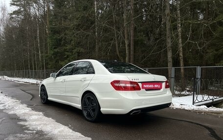 Mercedes-Benz E-Класс, 2010 год, 2 200 000 рублей, 4 фотография