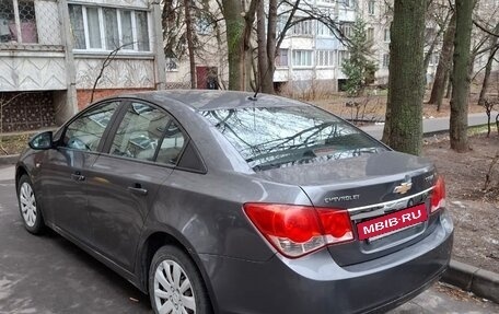 Chevrolet Cruze II, 2011 год, 600 000 рублей, 2 фотография