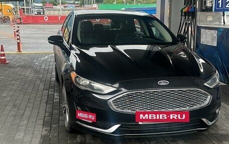 Ford Fusion (North America) II, 2020 год, 2 250 000 рублей, 17 фотография