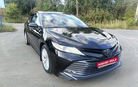 Toyota Camry, 2018 год, 2 500 000 рублей, 6 фотография