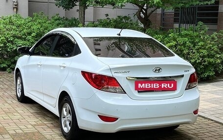 Hyundai Solaris II рестайлинг, 2014 год, 980 000 рублей, 8 фотография