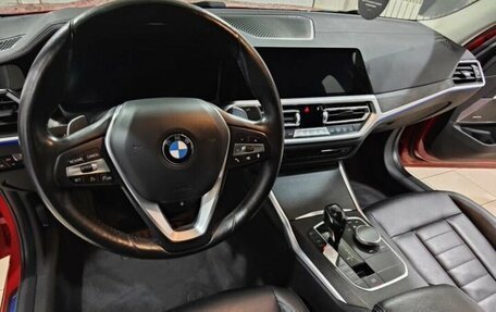 BMW 3 серия, 2018 год, 3 990 000 рублей, 12 фотография