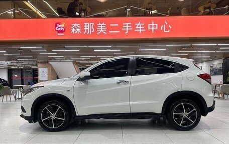 Honda Vezel, 2020 год, 1 770 000 рублей, 3 фотография