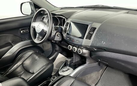 Mitsubishi Outlander III рестайлинг 3, 2007 год, 1 179 000 рублей, 13 фотография