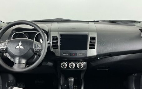 Mitsubishi Outlander III рестайлинг 3, 2007 год, 1 179 000 рублей, 14 фотография