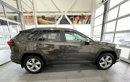 Toyota RAV4, 2019 год, 3 672 200 рублей, 4 фотография