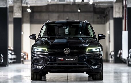 Volkswagen Tiguan II, 2017 год, 2 315 000 рублей, 3 фотография