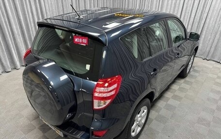 Toyota RAV4, 2010 год, 1 999 000 рублей, 18 фотография