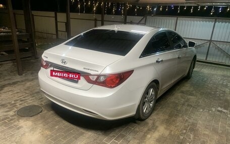 Hyundai Sonata VI, 2012 год, 1 320 000 рублей, 5 фотография