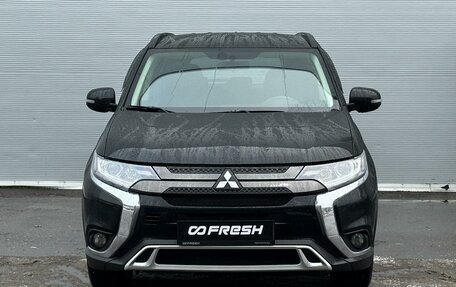 Mitsubishi Outlander III рестайлинг 3, 2021 год, 2 885 000 рублей, 3 фотография