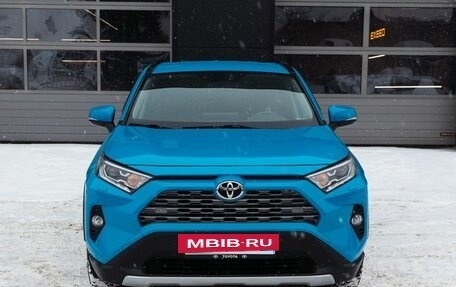 Toyota RAV4, 2021 год, 3 850 000 рублей, 8 фотография