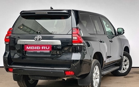 Toyota Land Cruiser Prado 150 рестайлинг 2, 2021 год, 6 100 000 рублей, 5 фотография