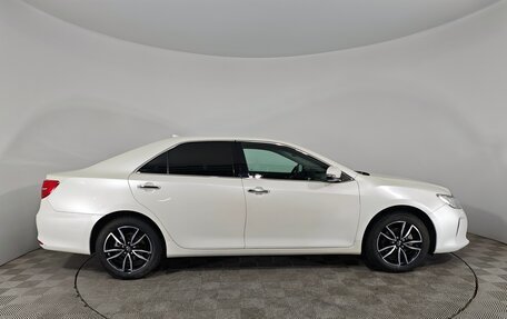 Toyota Camry, 2017 год, 2 349 000 рублей, 4 фотография