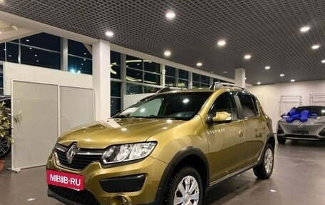 Renault Sandero II рестайлинг, 2017 год, 1 000 000 рублей, 7 фотография