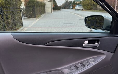 Hyundai Sonata VI, 2013 год, 1 299 000 рублей, 8 фотография