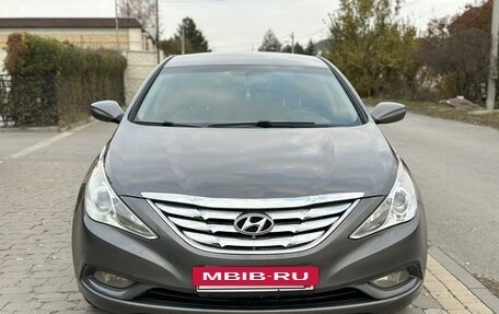 Hyundai Sonata VI, 2013 год, 1 299 000 рублей, 7 фотография