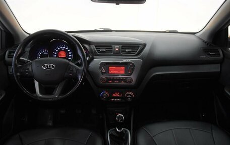 KIA Rio III рестайлинг, 2011 год, 750 000 рублей, 5 фотография