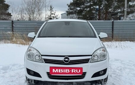 Opel Astra H, 2011 год, 689 000 рублей, 2 фотография