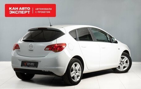 Opel Astra J, 2012 год, 490 000 рублей, 3 фотография