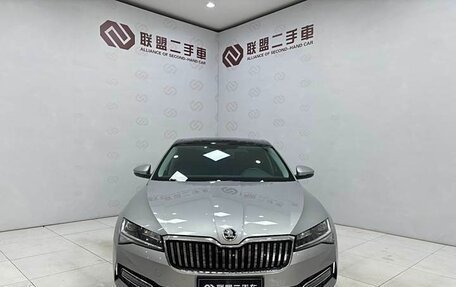 Skoda Superb III рестайлинг, 2021 год, 2 865 000 рублей, 7 фотография