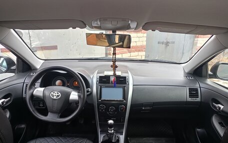 Toyota Corolla, 2011 год, 1 500 000 рублей, 6 фотография