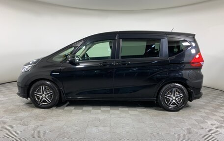 Honda Freed II, 2016 год, 1 490 000 рублей, 8 фотография