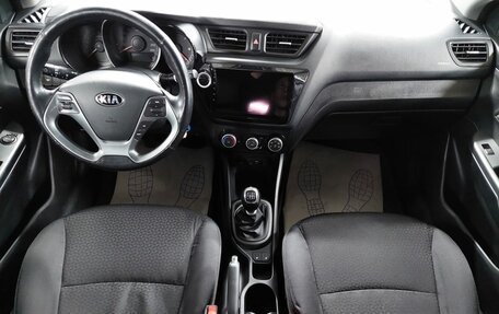 KIA Rio III рестайлинг, 2015 год, 949 000 рублей, 9 фотография