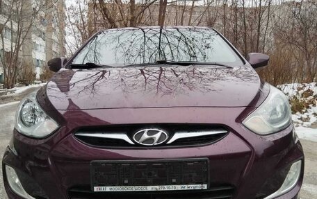 Hyundai Solaris II рестайлинг, 2013 год, 1 020 000 рублей, 1 фотография