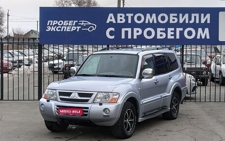 Mitsubishi Pajero III рестайлинг, 2004 год, 995 000 рублей, 1 фотография