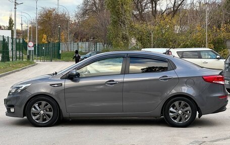 KIA Rio III рестайлинг, 2015 год, 1 447 000 рублей, 24 фотография