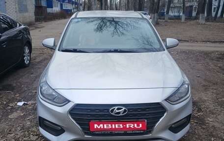 Hyundai Solaris II рестайлинг, 2018 год, 1 430 000 рублей, 1 фотография